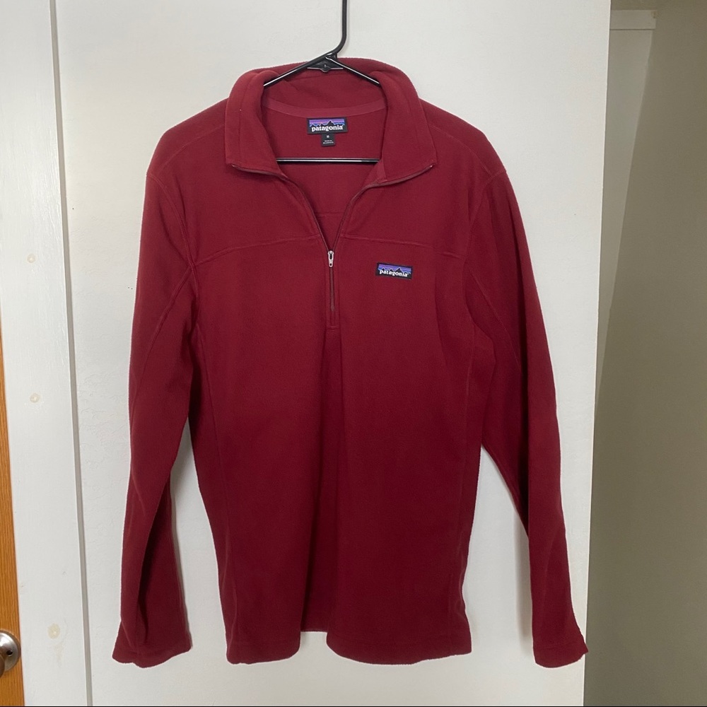 Men’s medium Patagonia micro fleece sweater